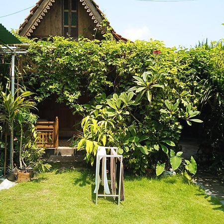 Kayu Tua Villa Uluwatu Εξωτερικό φωτογραφία